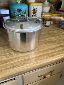 Stove top Pop Corn popper