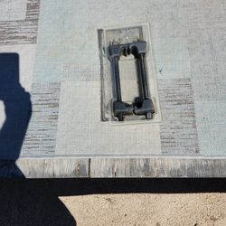 spring compressor for struts