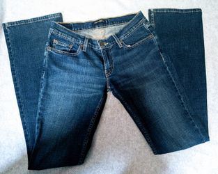 Levi's 524 top superlow Bootcut Jeans Size 7 Long