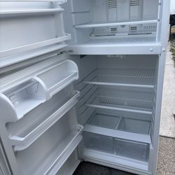 Whirlpool Refrigerator On Good Working Condition 