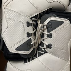 7.5 Women’s Snowboard Boots