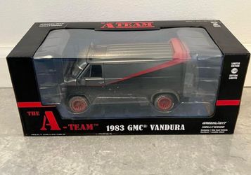 A-Team Vandura Van.  Diecast 1:24 Scale. Hollywood Rides