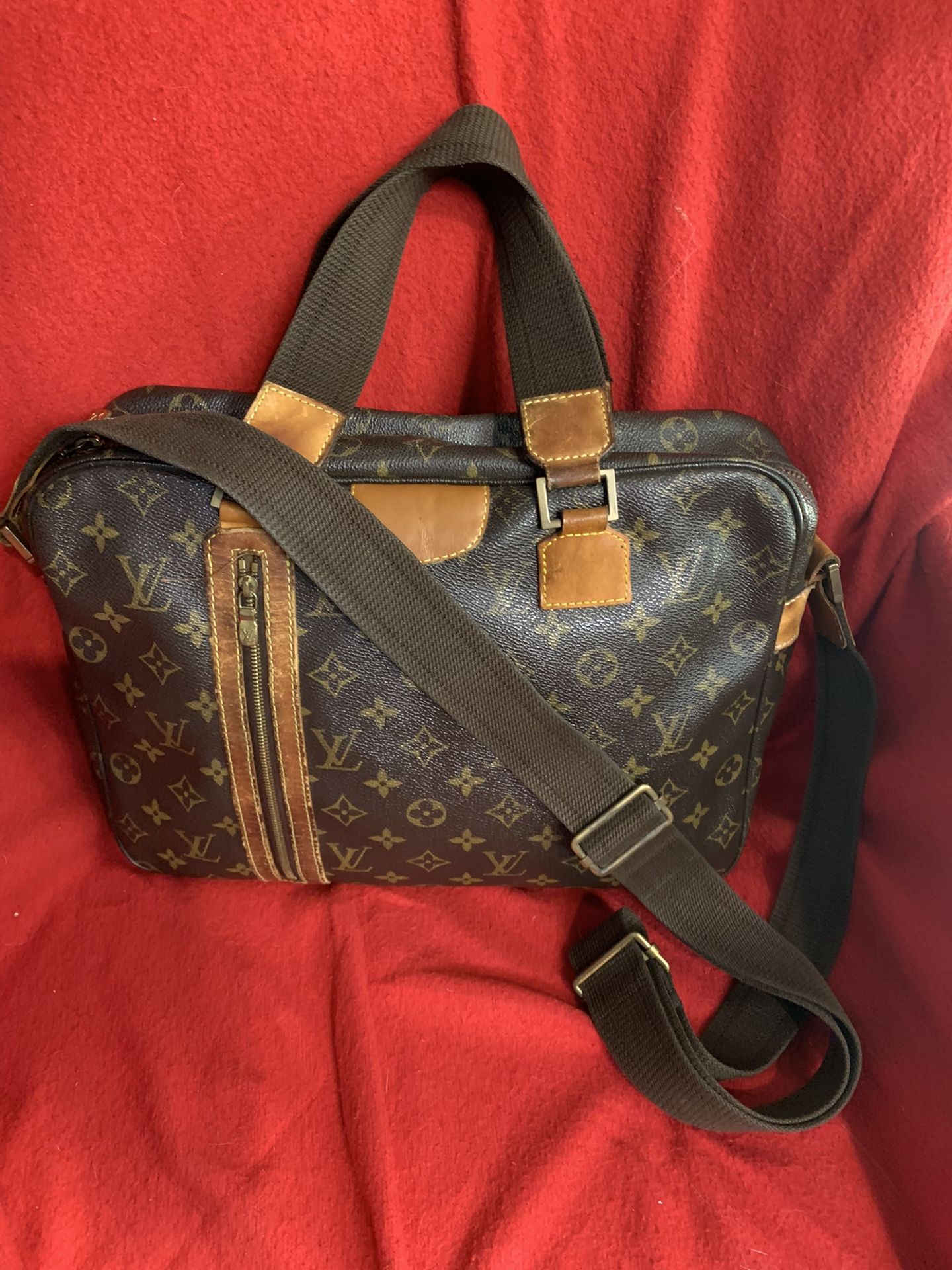 Louis Vuitton Vintage Bosphore Monogram messenger Crossbody