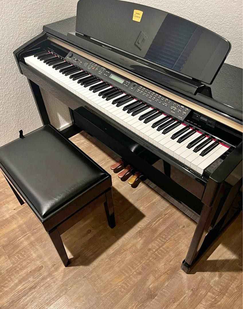 Yamaha-Clavinova-CLP-170-Digital-Piano
