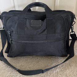 Tumi Alpha Ballistic Nylon Laptop Messenger Briefcase Bag
