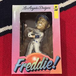 Freddie freeman bobble head