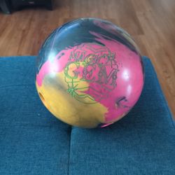 Rotogrip Magic Gen 15 Bowling Ball