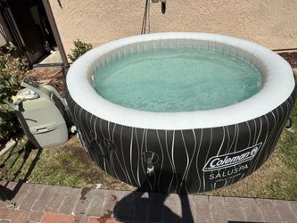 Coleman SaluSpa Hollywood Luxe AirJet with LED lights 4-6 Person
