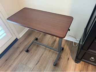 Adjustable table