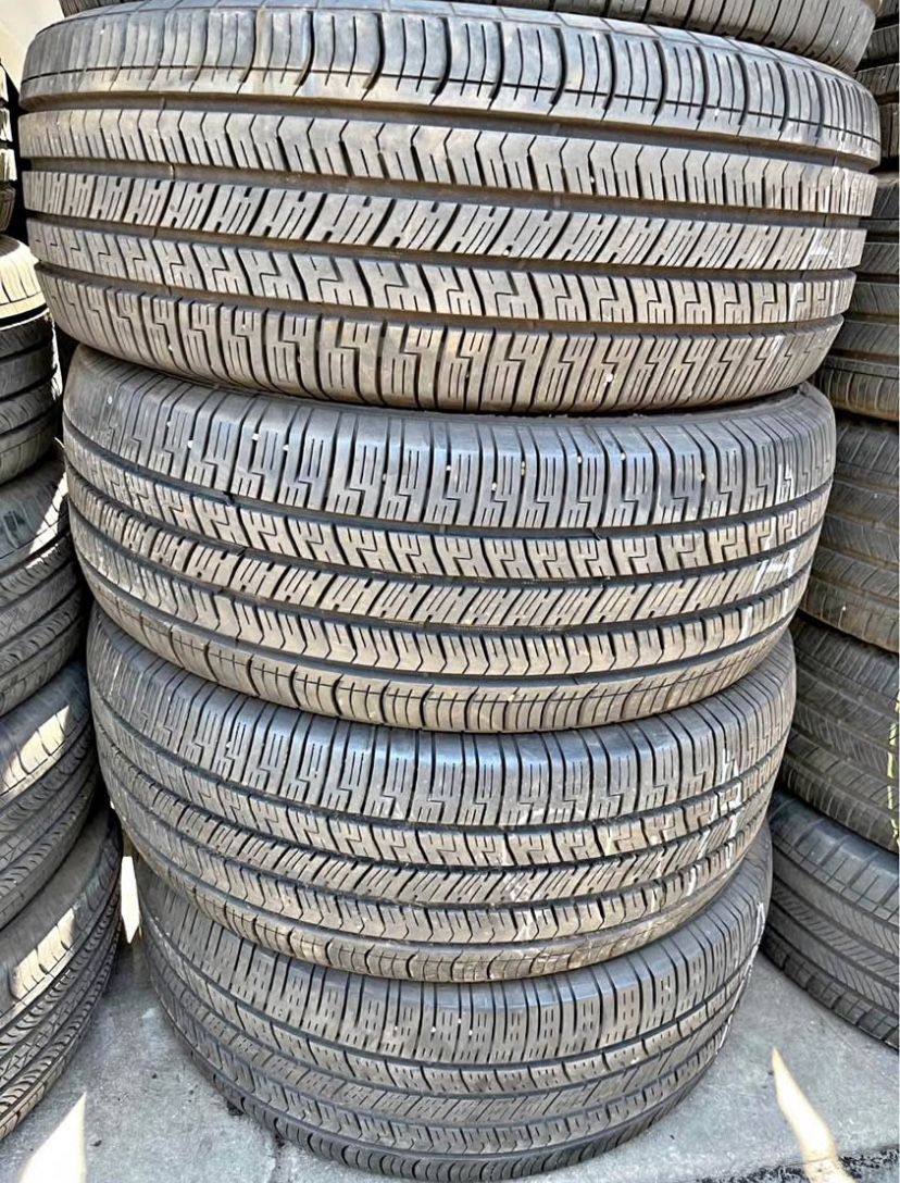 255/60r18 Goodyear Tires Cón 80% De Vida Las 4 