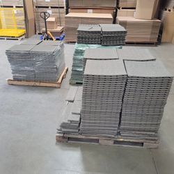Outdoor Rubber Floor Tiles  20 x 20 x 1”h 