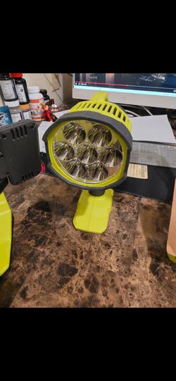 ‼️Lampara Led Ryobi 3,000 Lumens ‼️ Nueva
