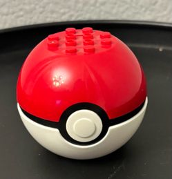MEGA Pokémon Construction Toy Pokémon Evergreen Charmander Ball