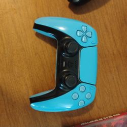 PS5 Controllers (USED)