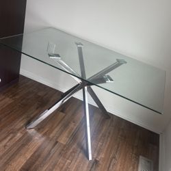 Dining Room Table 