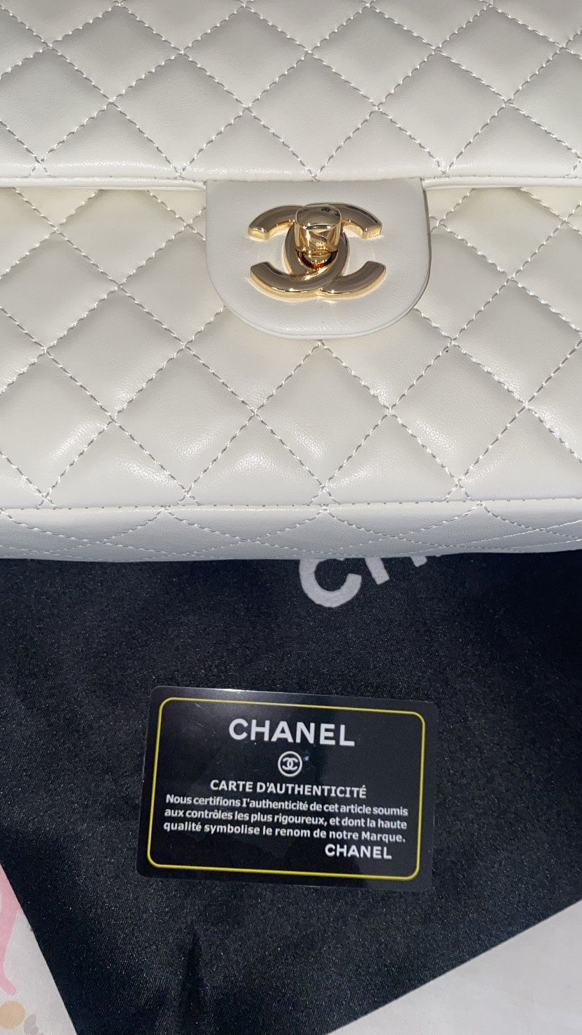 Authentic Chanel Bone Ivory White Caviar Medium Classic Double Flap Bag