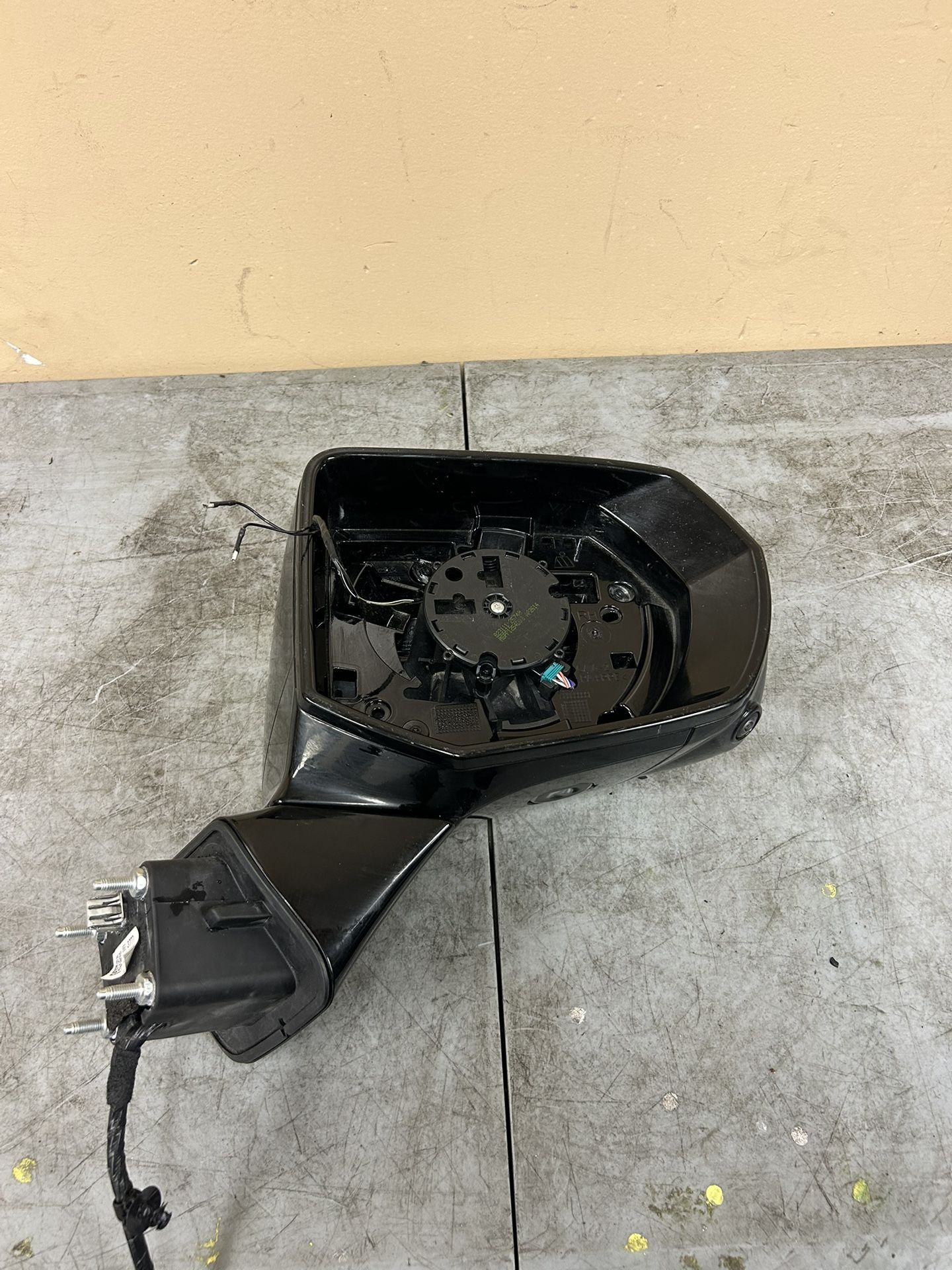 2025 Silverado EV Right Passenger Side Mirror Oem 
