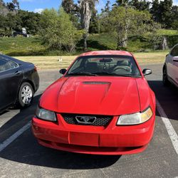 2000 Ford Mustang