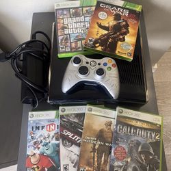 Xbox 360 Slim 250GB W/ 6 Games 