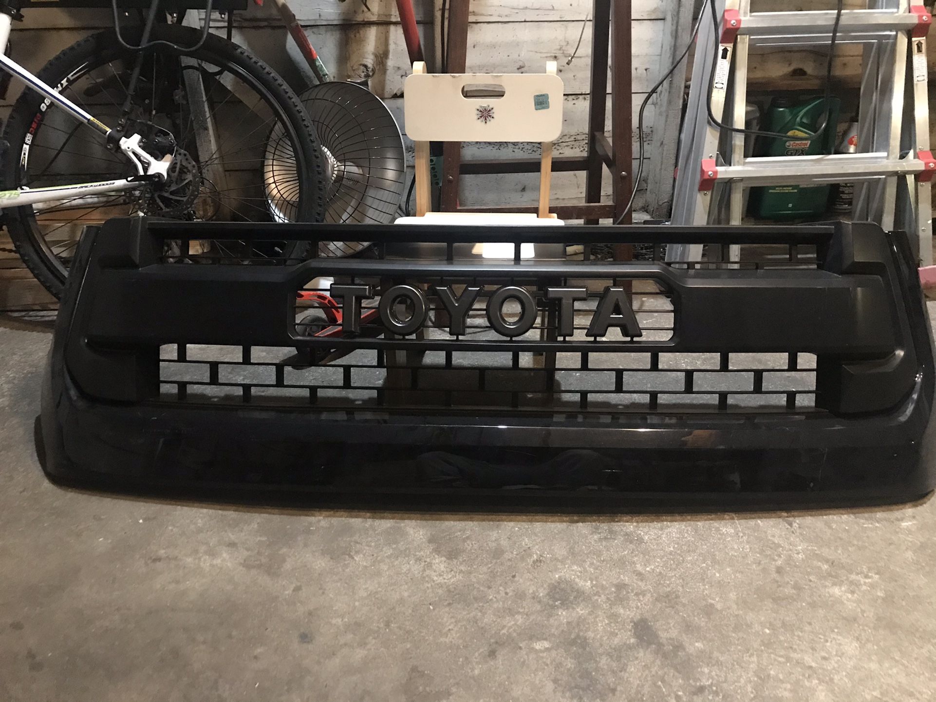 2014 Toyota Tundra TRD PRO Grill