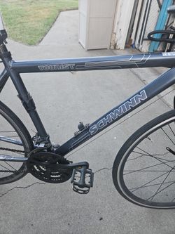 Schwinn Tourist 24 Speed Bike