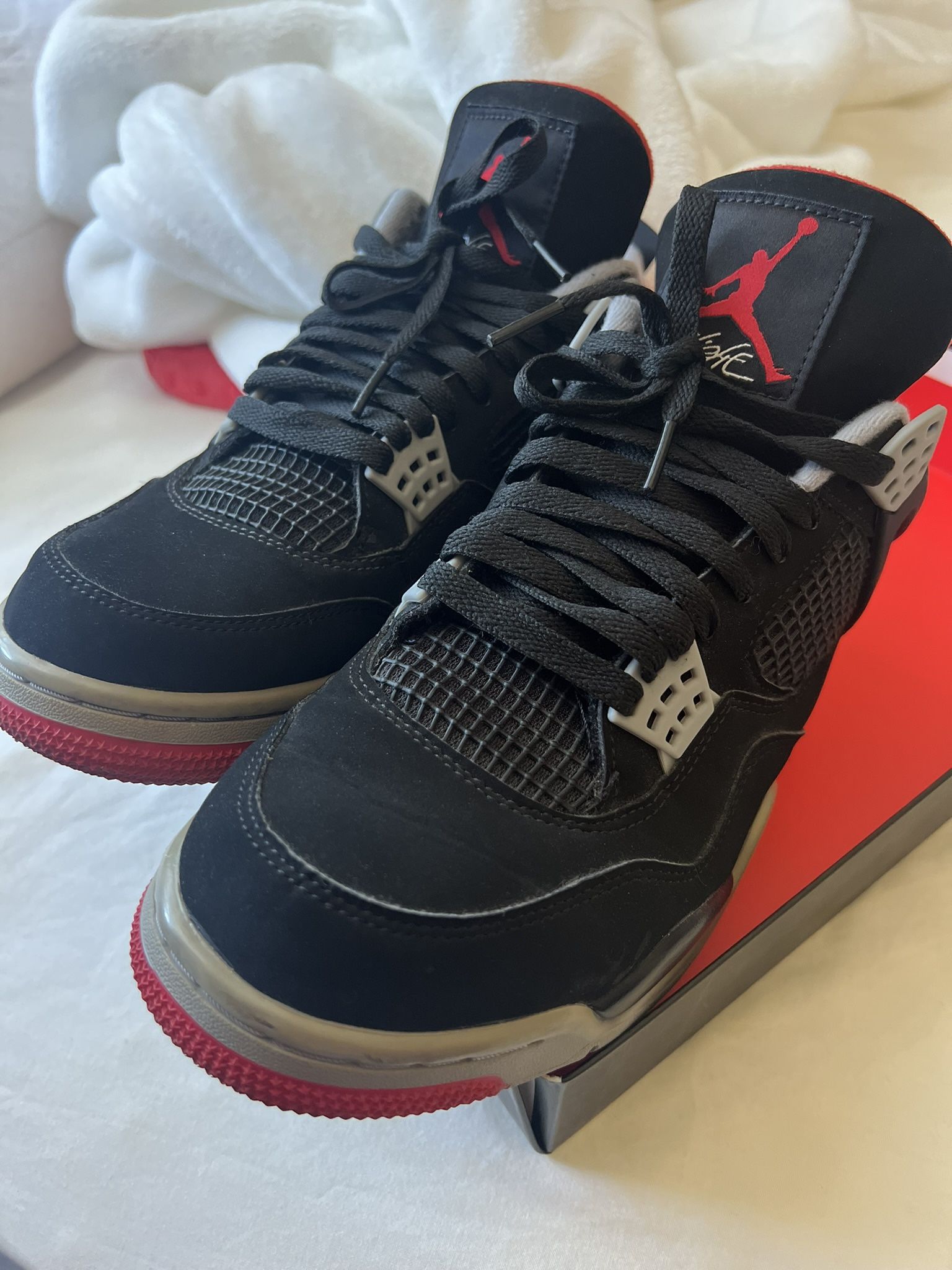 Bred 4 size 8.5