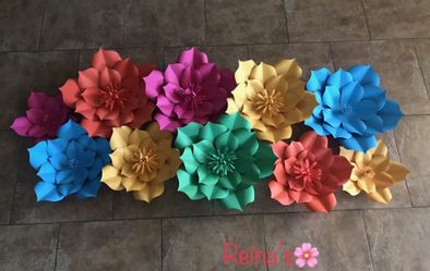 Fiesta mexicana paper flowers