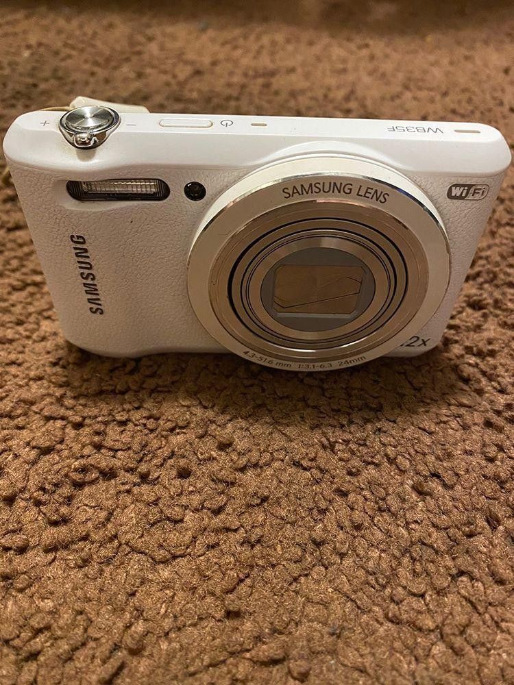 Samsung Camera (White)