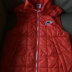 Only Tried On Size Small Nike Vest Og Price Was 74.99