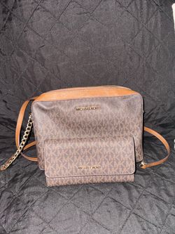 Michael Kors Classic crossbody