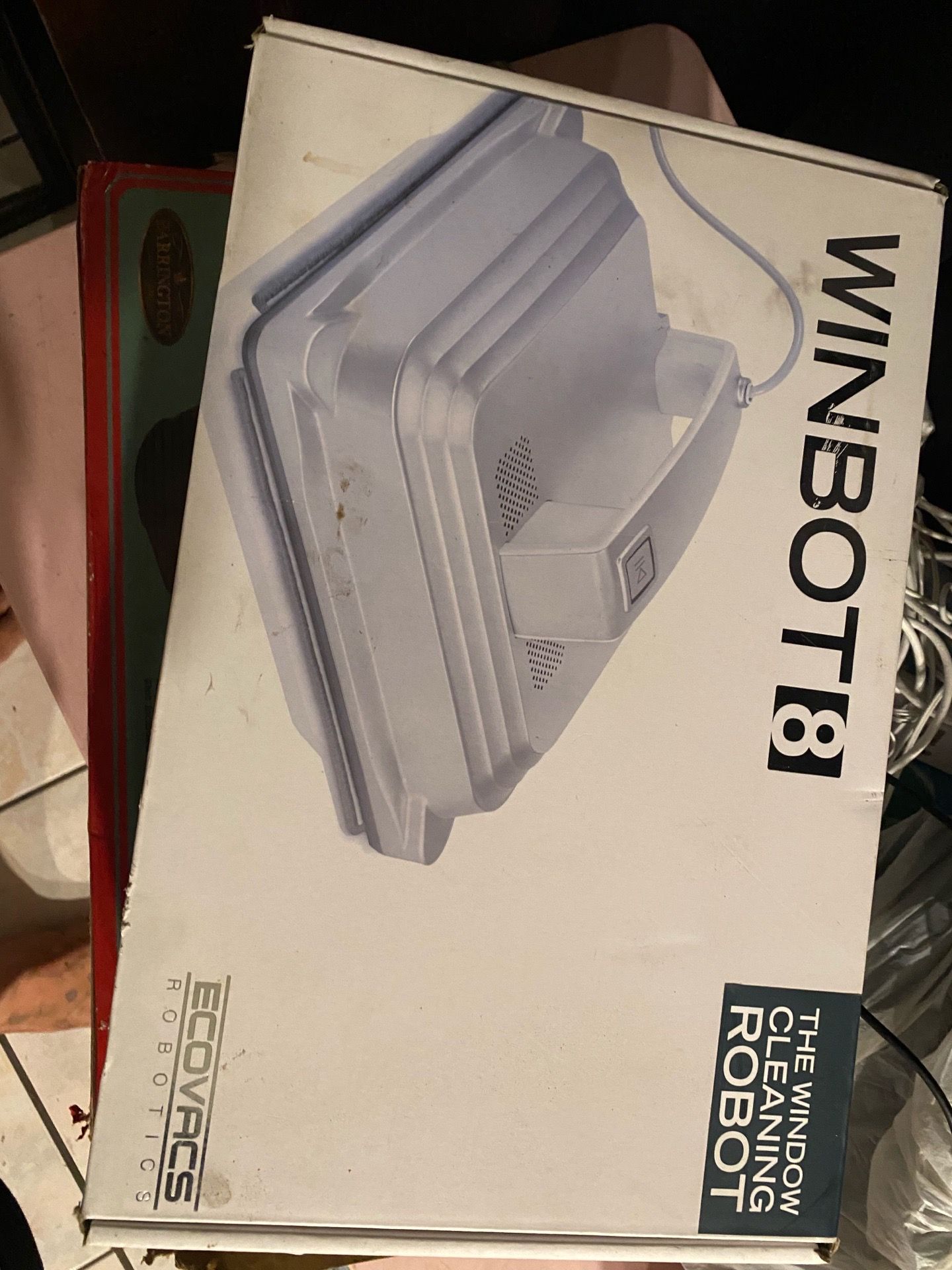 Winbot 8 robot window cleaner