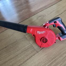 Milwaukee Compact Blower
