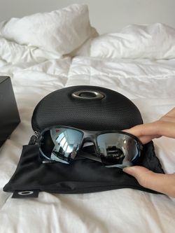 Oakley sport water sports polarized lenses sunglasses unisex