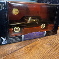 1/18 Diecast Lincoln Continental 1956