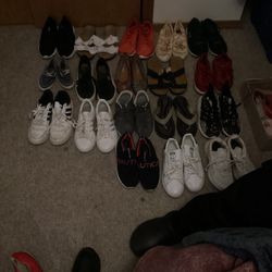 Men’s Size 12 Shoes / Women’s Size 8.5 Shoes