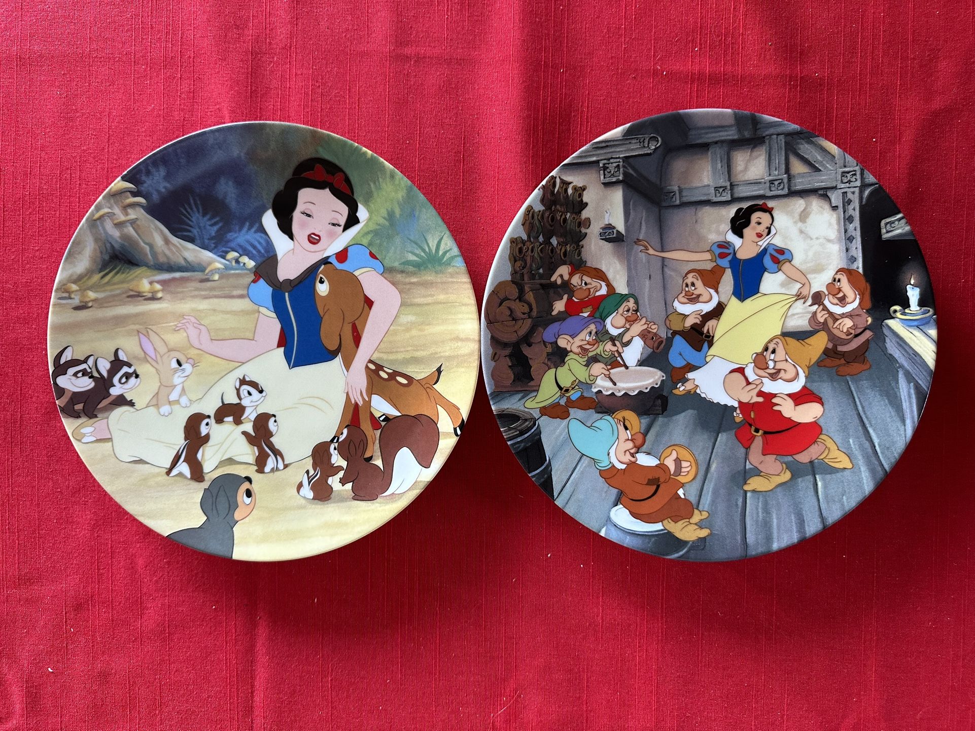 Snow White & The Seven Dwarfs Disney Knowles Plates
