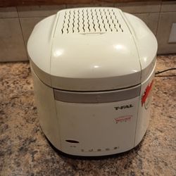 T-Fal Super clean Deep Fryer