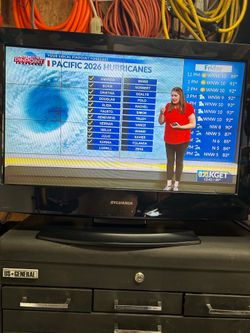 Great working Sylvania 26 inch Color television with remote