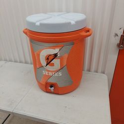 Gatorade Dispenser Cooler