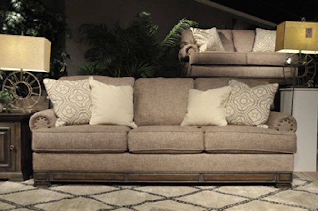 New Ashley Furniture Einsgrove sofa delivery available