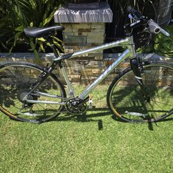 CANNONDALE  GRAVAL BIKE 