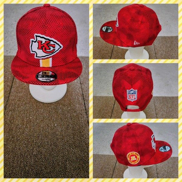 KANSAS CITY CHIEFS NFL FOOTBALL π SNAPBACK HAT.