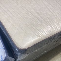 👑NEW KING SIZE TIGHT TOP MATTRESS  W.BOXSPRINGS INCLUDED 👑