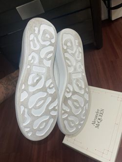 Alexander mcqueen store size 15