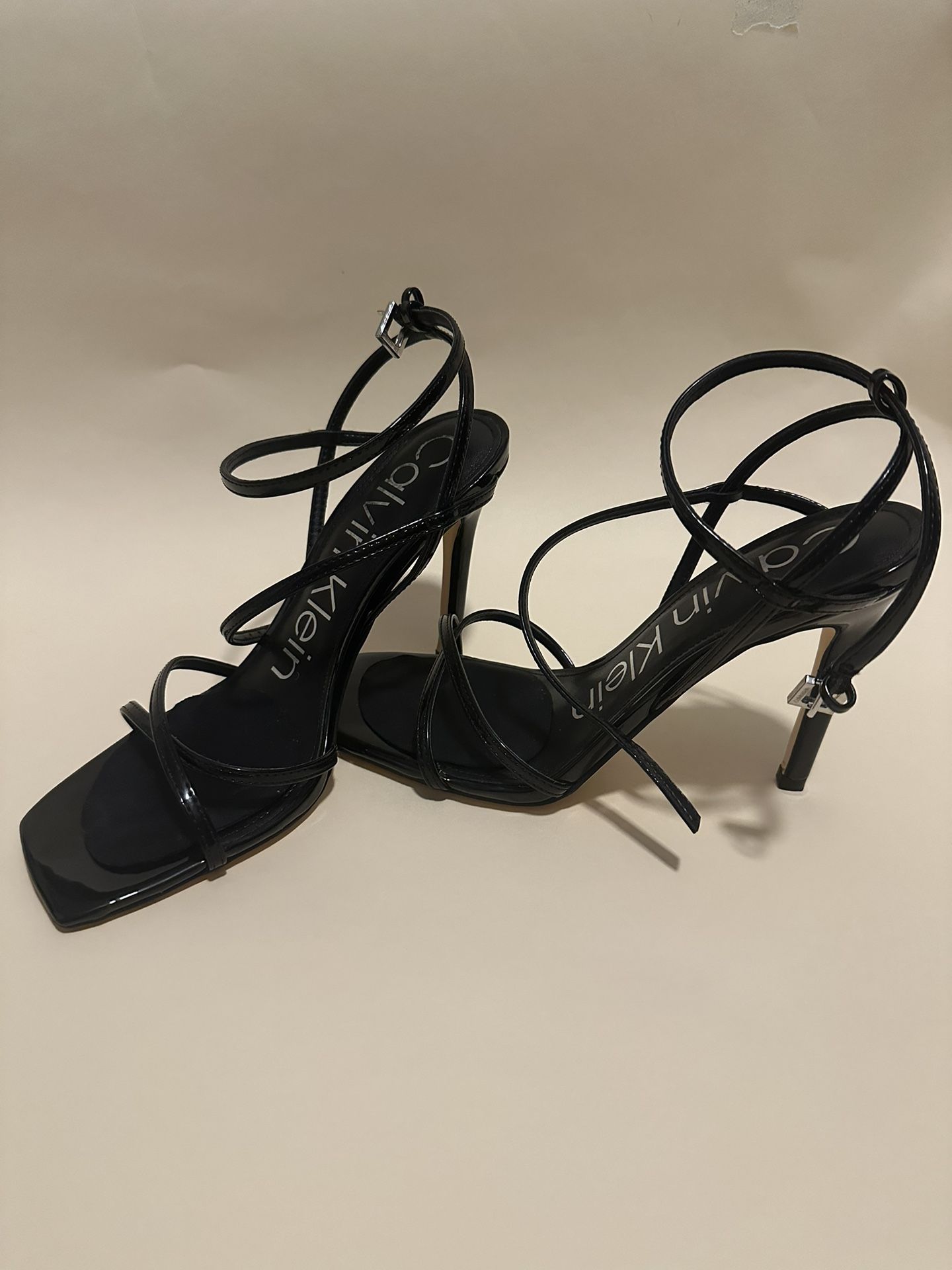 Calvin Klein Tegin Heels size 8