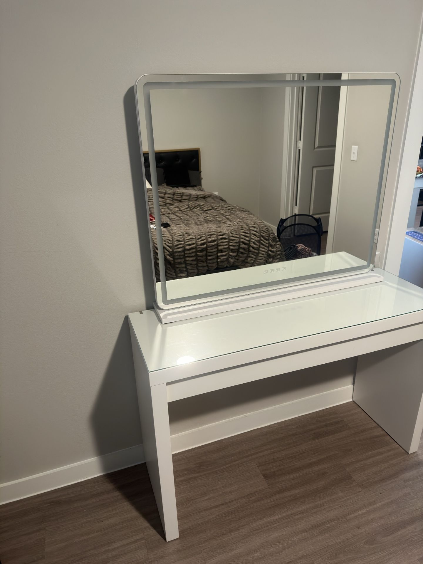 Vanity Desk & Mirror