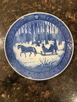 Vintage Royal Copenhagen Christmas Plate 1984 Jingle Bells 