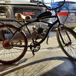 2 Stroke 80cc Motorized Huffy Bicycle 