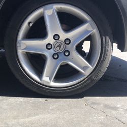 2004 - 2006 Acura TL wheel and tires