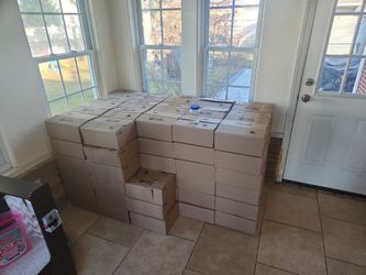 Glass Jars With  Lids 